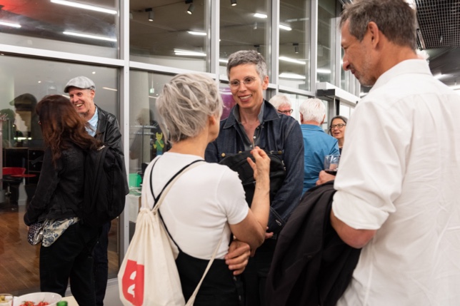 Mauricio Dias talking with Dorothea Rust and Chantal Molleur...